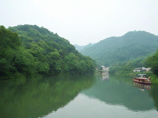 浙江安吉旅游攻略,有哪些不容错过的景点和美食推荐?