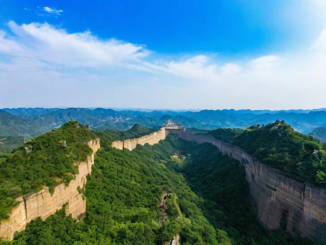 哪里的旅游景点好一点儿