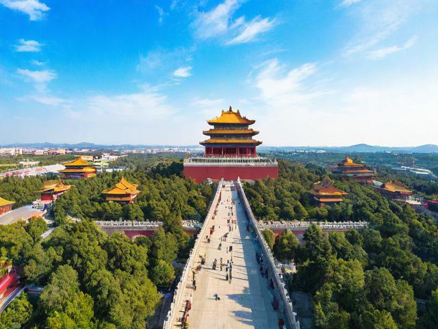 哪里旅游景点好看一点儿
