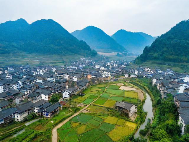 东兰县旅游景点第一村在哪里