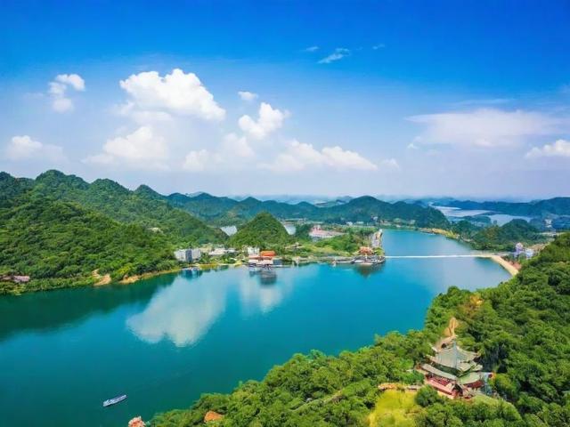 附近百公里内旅游景点哪里好玩