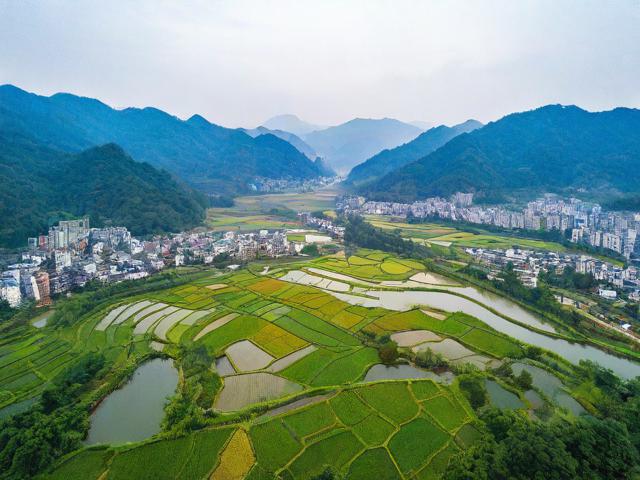 梅州回五华的旅游景点在哪里