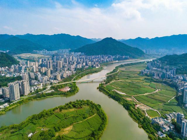 梅州回五华的旅游景点在哪里