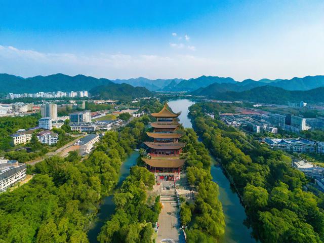 凤翔旅游攻略，必去景点、美食与住宿推荐有哪些？