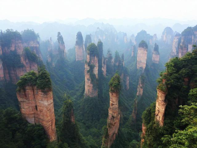 张家界自助游4天攻略,有哪些必玩景点和美食推荐?