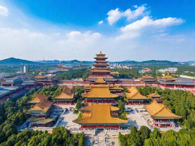 求推荐哪里旅游景点好玩