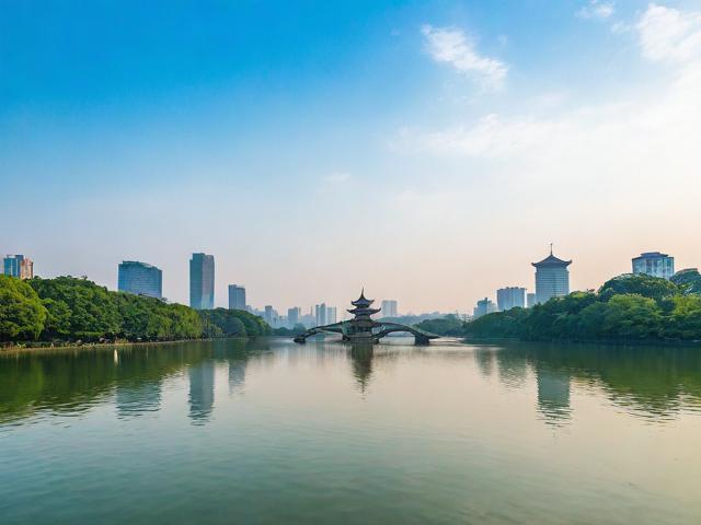 杭州旅游景点哪里好玩的