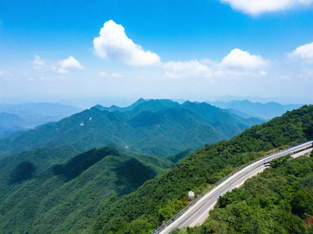 翠华山自驾一日游有哪些必去景点和注意事项?