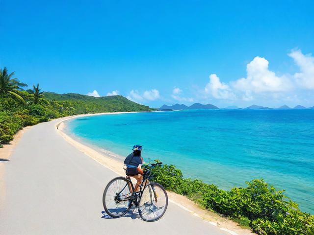 海南环岛骑行,有哪些必知攻略要点?,想海南环岛骑行,怎样规划路线才合理?,海南环岛骑行,装备准备有啥讲究?,海南环岛骑行,沿途食宿咋安排为佳?,海南环岛骑行,需注意哪些安全事项?