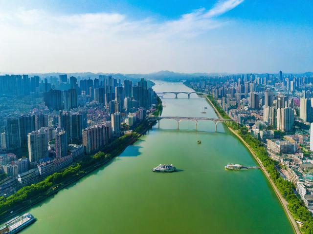 岳阳附近有什么值得一去的旅游景点?