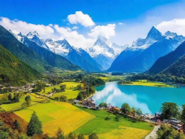 四川周边有哪些值得推荐的旅游景点？