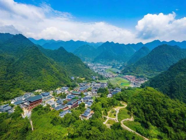 四川景区旅游攻略,哪些景点值得一游?