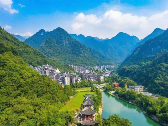 四川景区旅游攻略,哪些景点值得一游?