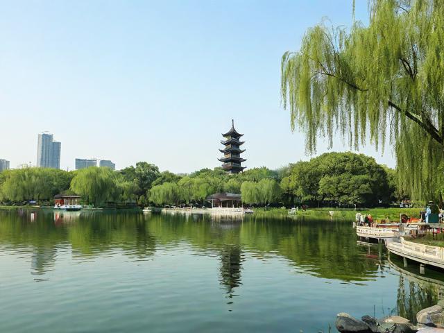 南湖公园游玩有哪些攻略?