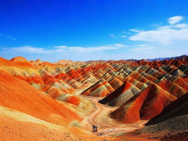 张掖旅游自由行有哪些不可错过的景点和攻略?