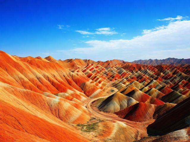 张掖旅游自由行有哪些不可错过的景点和攻略?