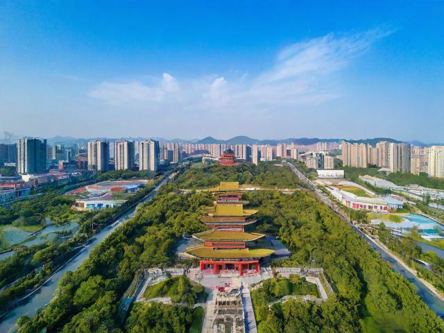 茂南区一个人旅游景点在哪里