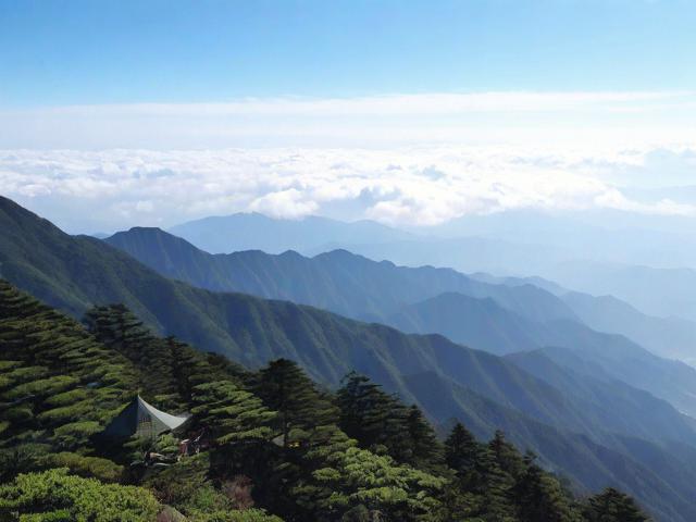 峨眉山自由行攻略,这份攻略里有哪些独特游玩路线推荐?