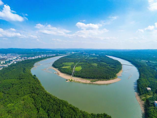 东三省旅游必去景点有哪些？路线与美食推荐