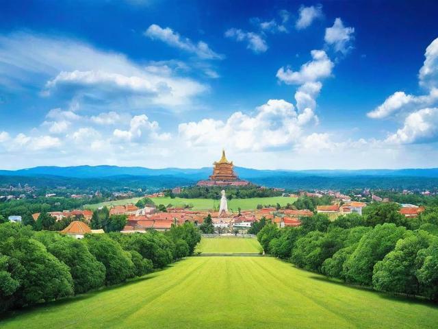 七月份旅游景点哪里好玩呢