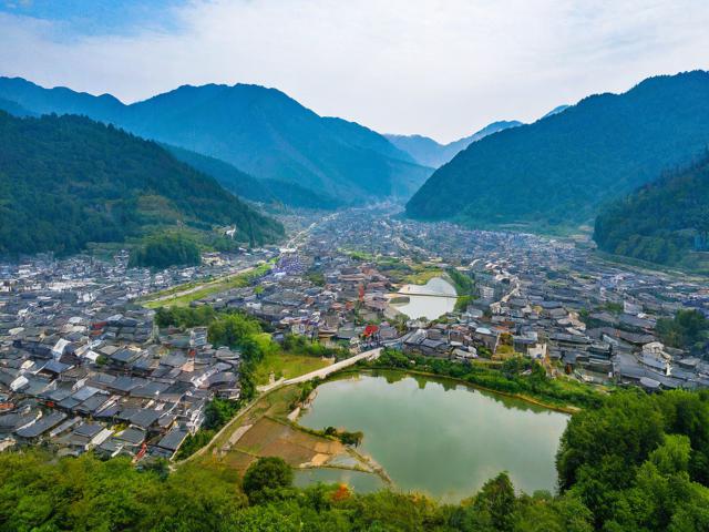 会泽旅游攻略,有哪些不容错过的景点和美食推荐?