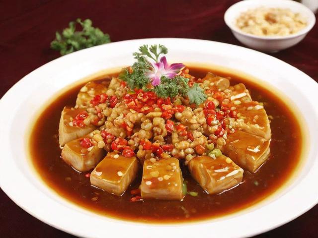 乳山美食攻略,有哪些不容错过的特色美味?