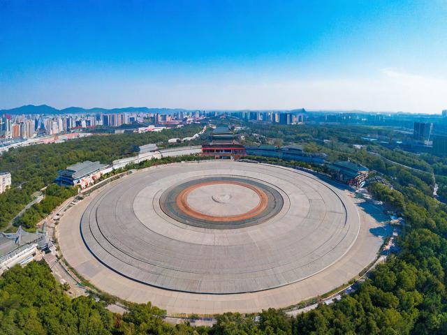 哪里的旅游景点是一个大圆盘