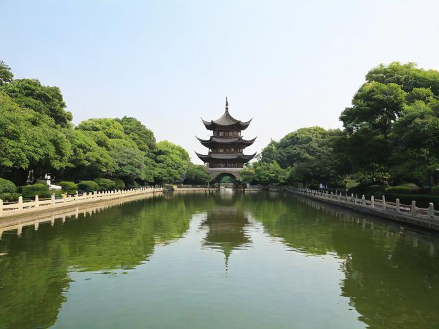 杭州旅游攻略,哪些景点必去?美食推荐与行程规划全解析!