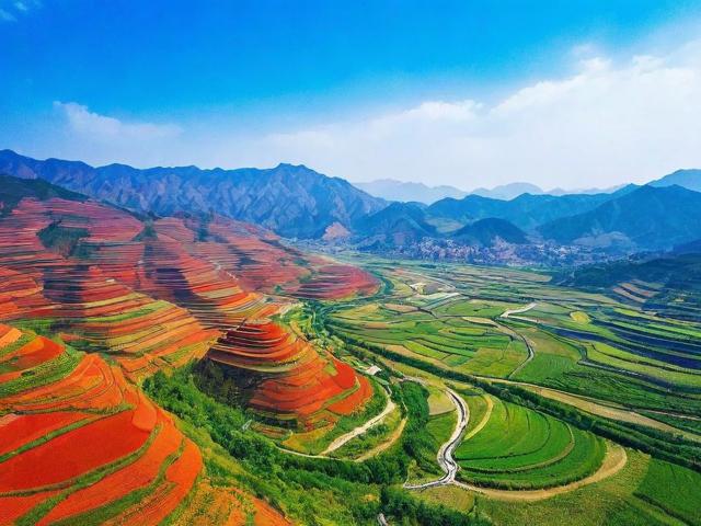 甘肃旅游攻略,哪些景点值得一游?