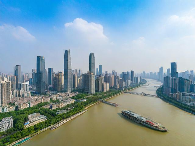 珠江的旅游景点在哪里看