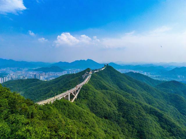 临山旅游景点哪里好玩