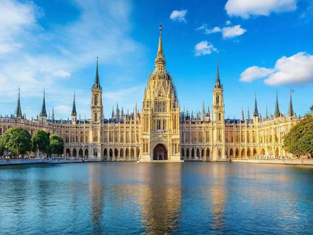 国外著名旅游景点有哪些?全球必去旅行地Top10推荐!