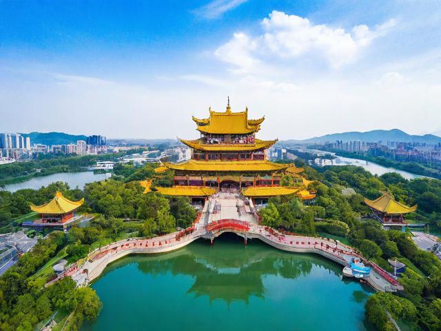 万宝旅游景点在哪里啊最近
