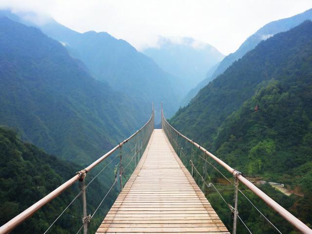 茂县旅游景点吊桥在哪里