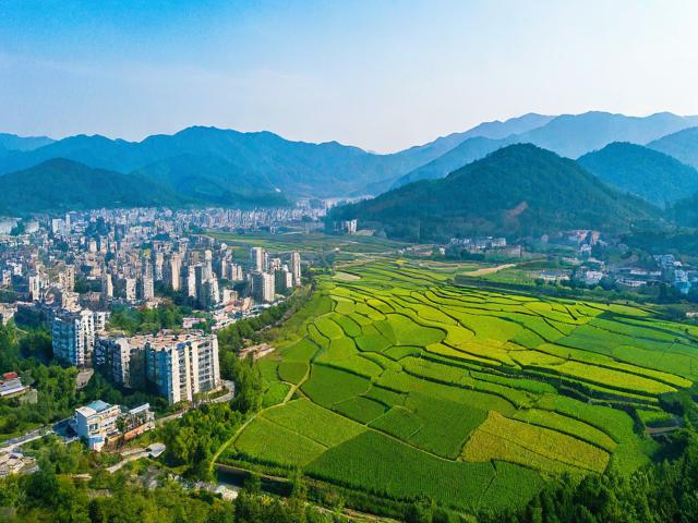 八月初桓仁县旅游景点哪里好