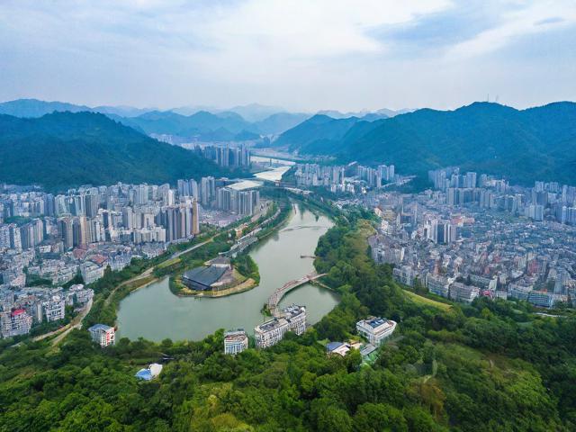 丰都县最著名的旅游景点在哪里