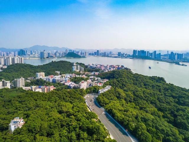 汤山旅游攻略,探索最佳景点和活动的建议有哪些?