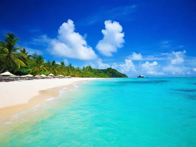 海口三亚旅游攻略,有哪些必去景点和美食推荐?