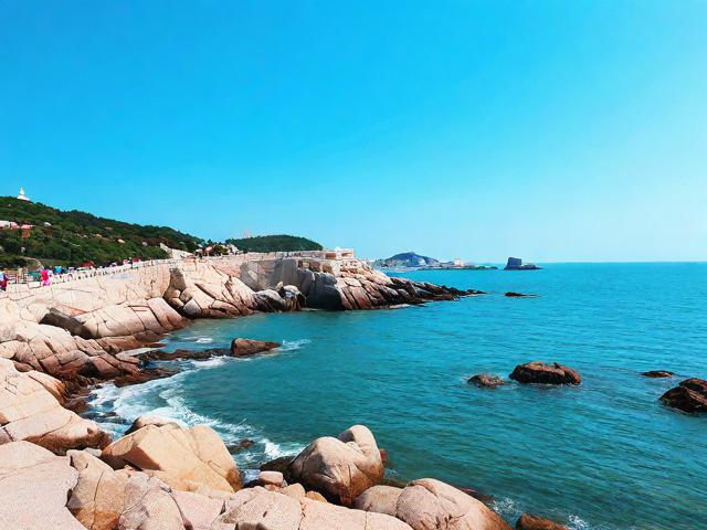 烟台养马岛旅游攻略,有哪些必玩景点和美食推荐?