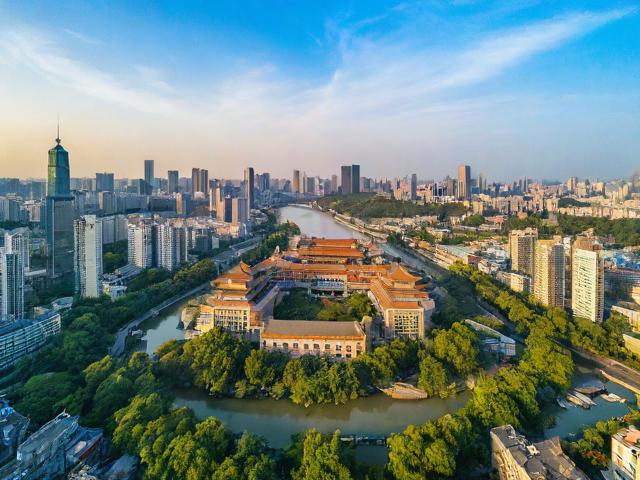 自驾游华东五市有哪些不可错过的景点和美食?