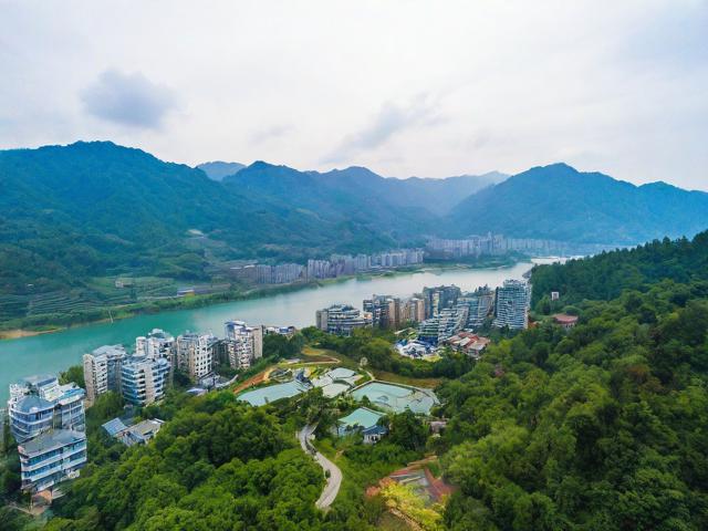 汉中住宿攻略,如何选择最佳住宿地点?