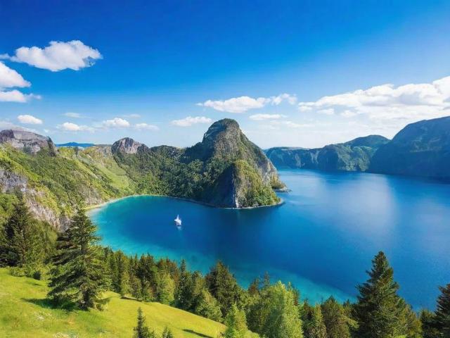 六月份好玩的旅游景点是哪里