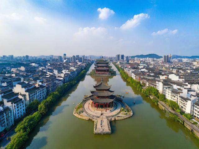 余姚市一个人旅游景点在哪里