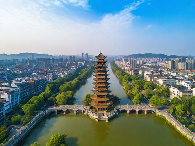 余姚市一个人旅游景点在哪里