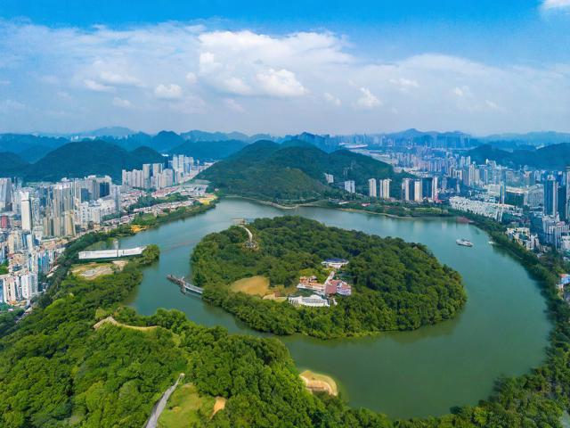 梧州有哪些必去的风景区旅游景点?