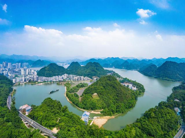 江西省旅游攻略,哪些景点最值得一游?