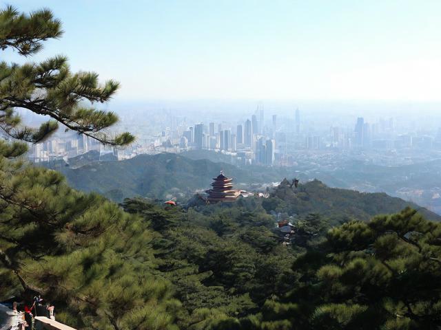 香山公园游玩有何攻略？