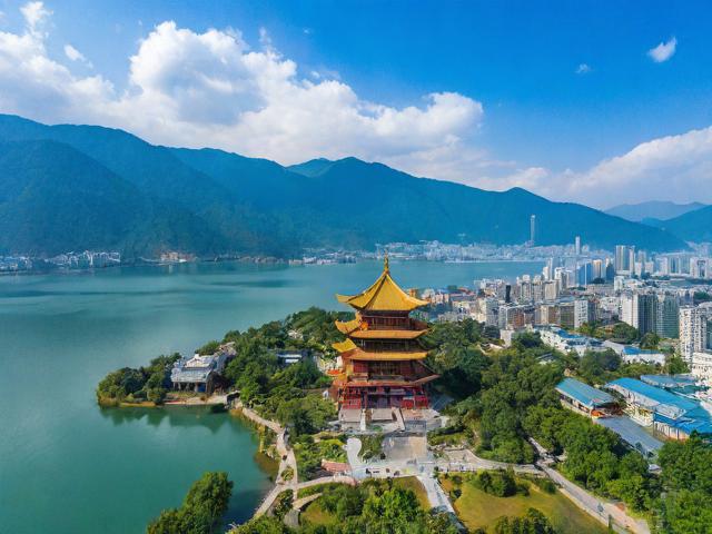 泸州周边最新开发的旅游景点有哪些？