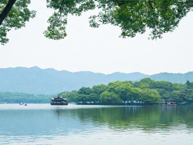 西湖旅游景点排名第一的是哪个?