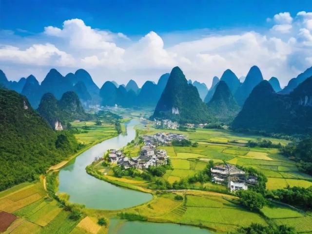 四选一旅游景点是什么意思？